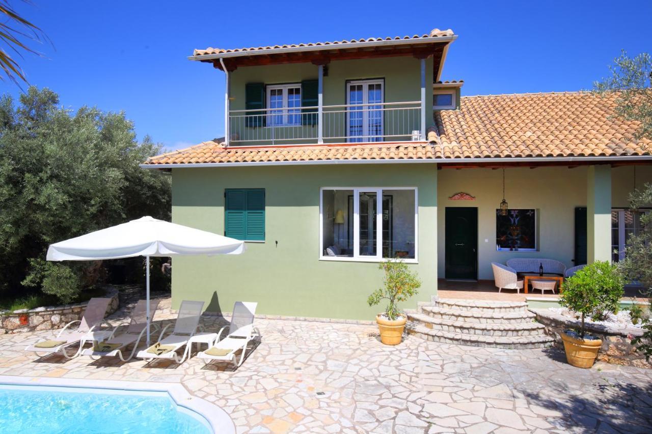 Elite Escape Villa Tsoukaladhes Exterior photo